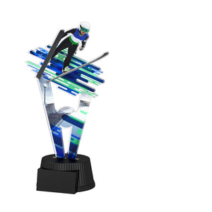 Bunte Trophäe aus 6 mm Acryl mit schwarzem Kunststoffsockel und Wintersportmotiv mit Langläufer. Beidseitig bedruckbar.