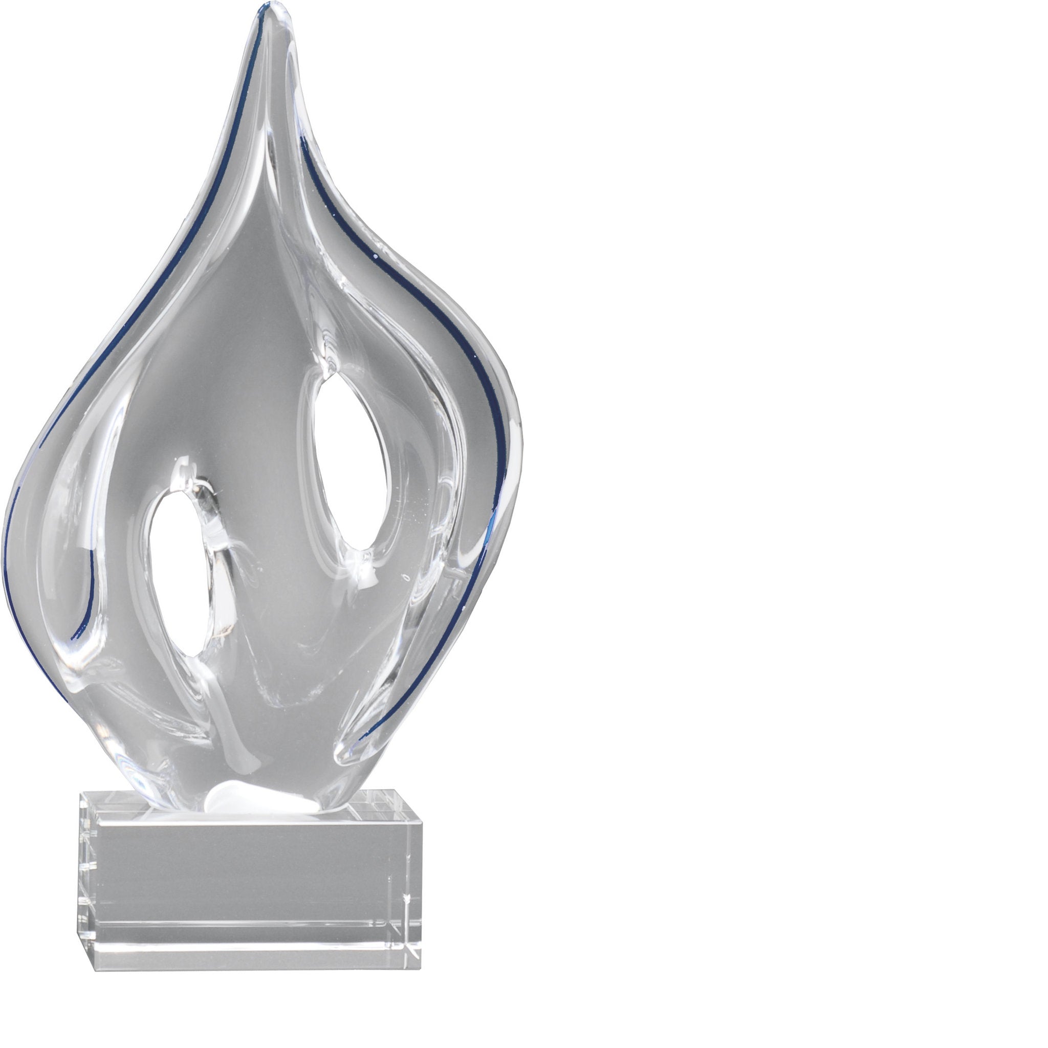 Handgefertigte Glasskulptur aus klarem Glas mit geschlossener, verspielter Form und zwei ovalen Löchern darin.

Die Skulptur Heaven 96 wirkt weich und ausgewogen. Die geschlossene Form erinnert an eine Flamme oder Knospe und vermittelt Ruhe und Eleganz. D