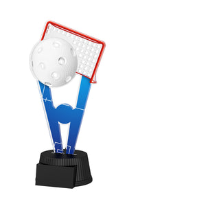Acrylpokal mit schwarzem Sockel und Floorball-/Unihockey-Motiv mit Ball und Netz.