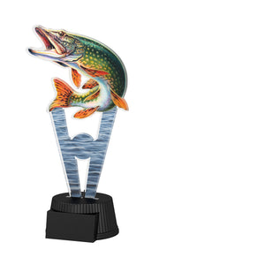 Acrylpokal mit schwarzem Sockel und Angelmotiv mit Fisch.