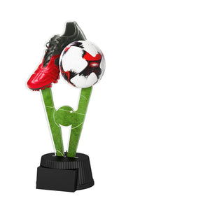 Acrylpokal mit schwarzem Sockel und Fußballmotiv mit Schuh und Ball.