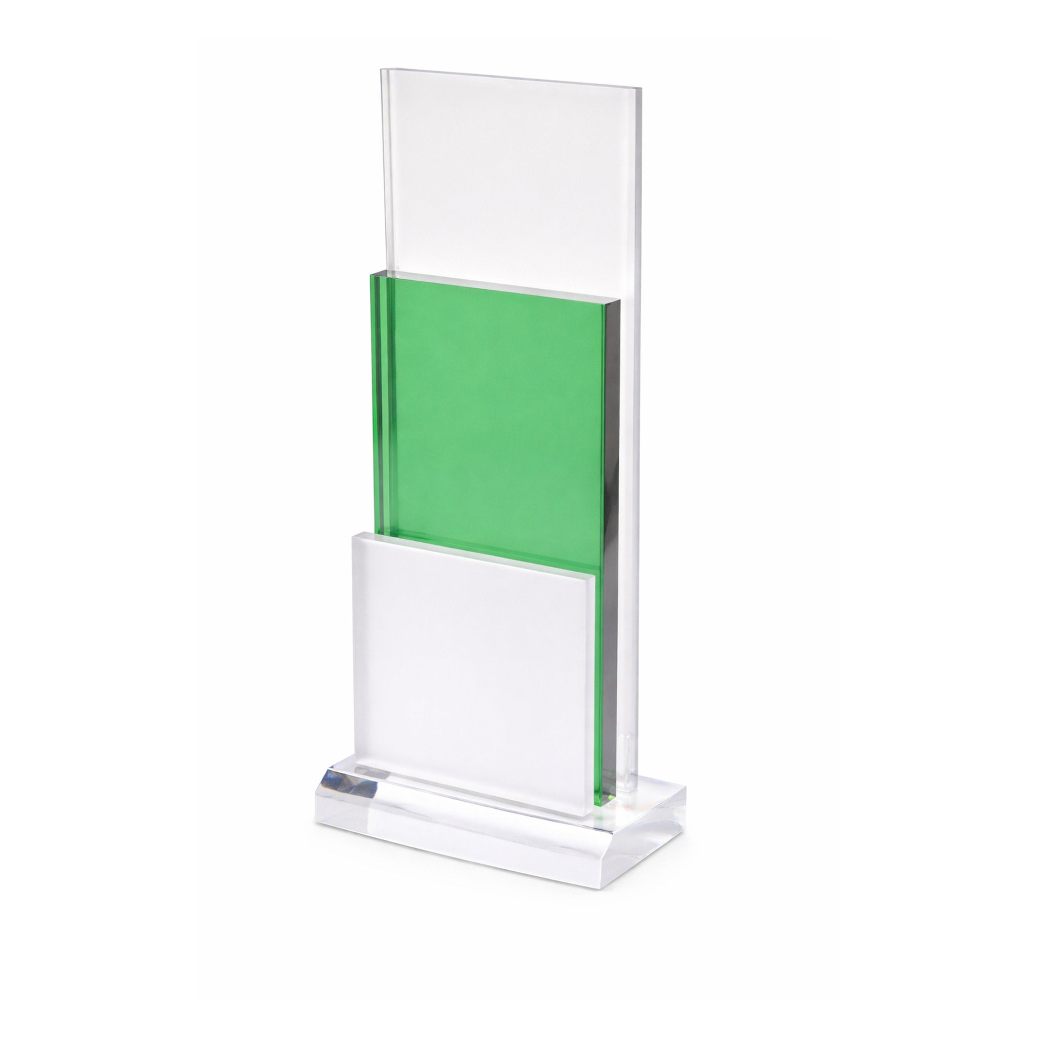 Moderne Acrylglas-Trophäenserie mit 3D-Effekt durch eine abgestufte Optik, welche durch drei unterschiedlich bearbeitete Materialien und grünen Farbton gekonnt kontrastiert und in Szene gesetzt werden.

Der Award steht für modernen und zeitlosen Fortschri