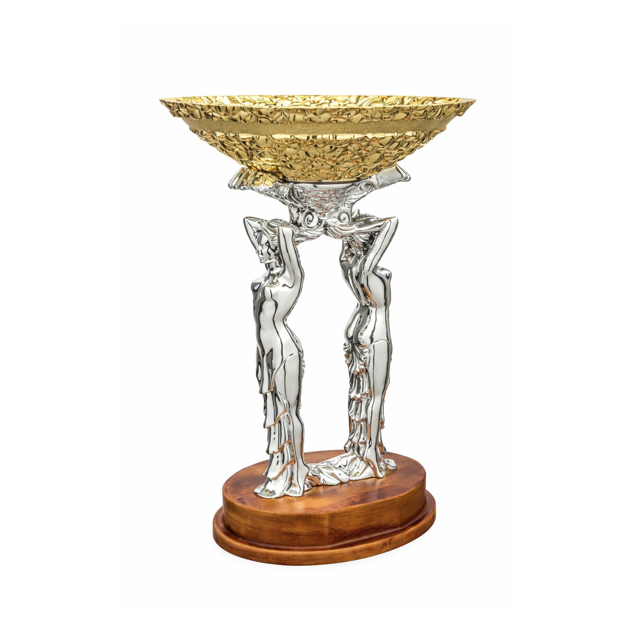 Der Pokal Zeres ist kein klassischer Pokal – er ist eine Skulptur mit Aussage. Zwei silberfarbene, göttlich anmutende engelhafte Wesen tragen gemeinsam eine weit goldfarbene Schale in strukturierter Optik. Die Körperhaltung wirkt ehrwürdig und es hat den