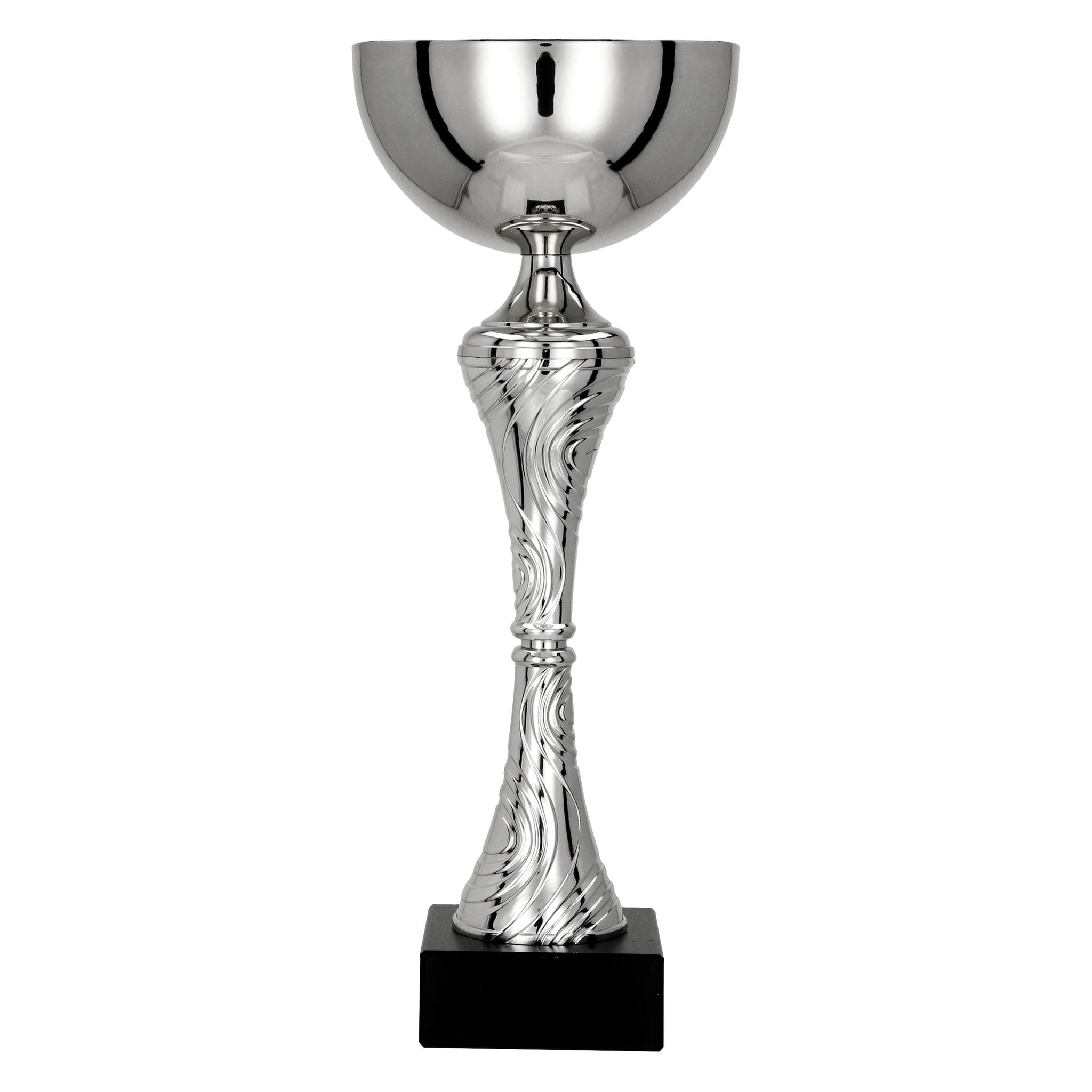 Der Pokal Franz präsentiert sich schlank und klassisch. Der silberfarbene Kelch wird von einem fein ausgearbeiteten Mittelteil getragen, das dem Design Tiefe und Struktur verleiht. Die vertikale Linienführung sorgt für eine aufrechte, repräsentative Wirku