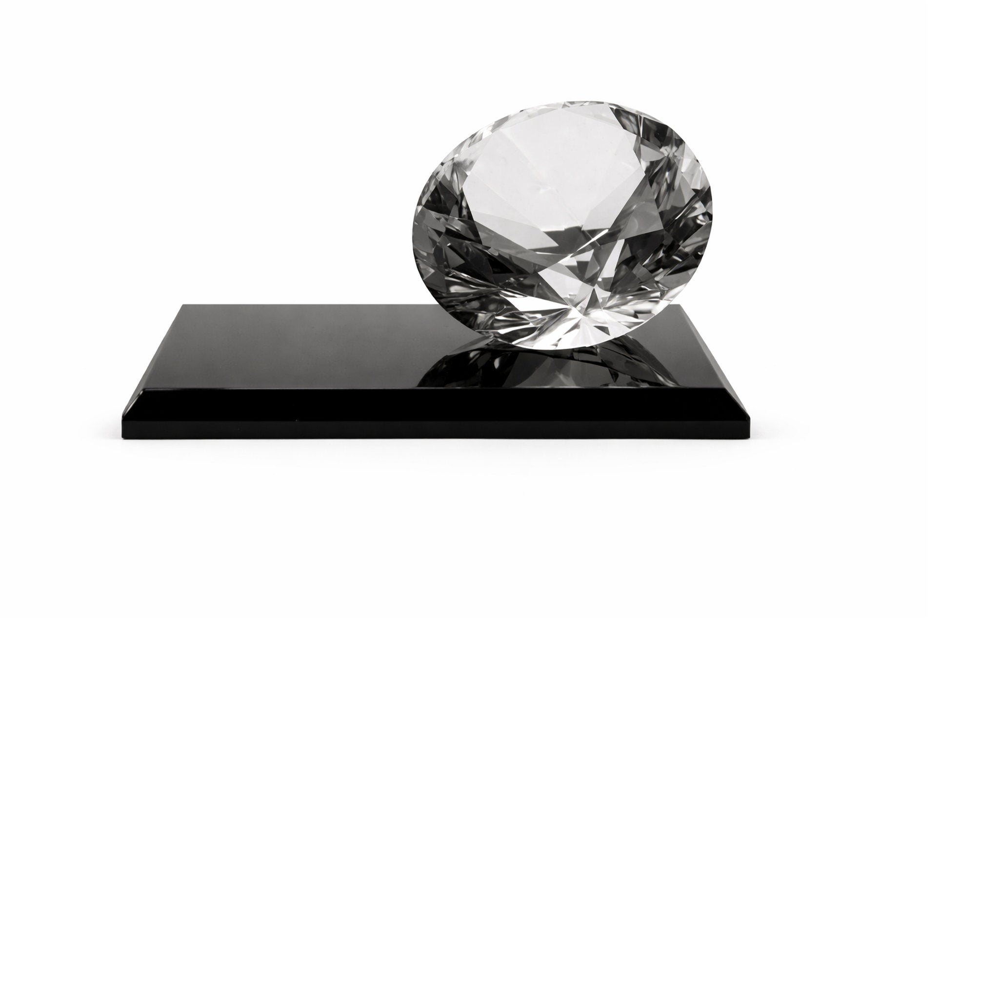 Kristallglas-Diamant auf eleganter Glasplatte mit Möglichkeit zur individuellen UV-Bedruckung.