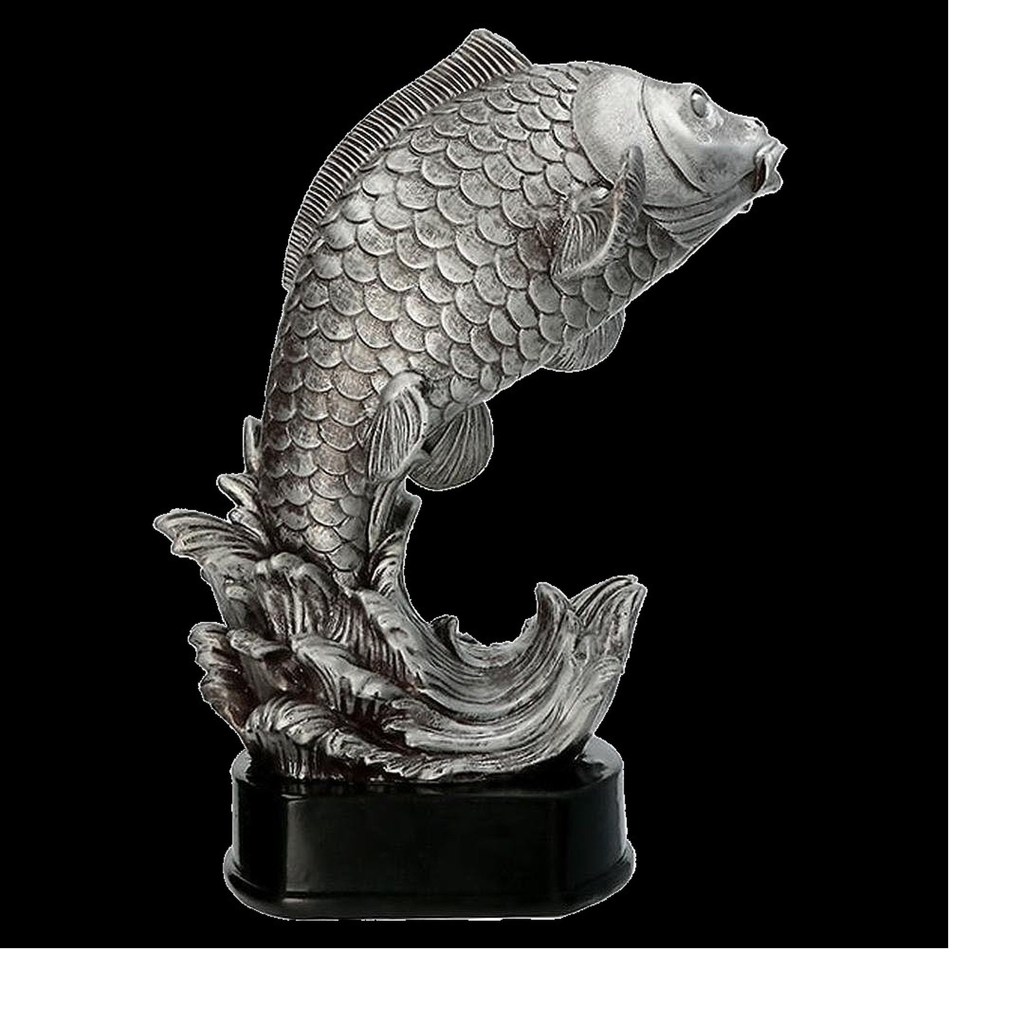 Die Figur Silberkarpfen zeigt einen silbernen Karpfen, der aus dem Wasser springt, unten mit Wasserwellen dargestellt. Die Figur steht auf einem ovalen schwarzen Sockel und eignet sich perfekt für Angelwettbewerbe, Vereinsmeisterschaften und sportliche Eh