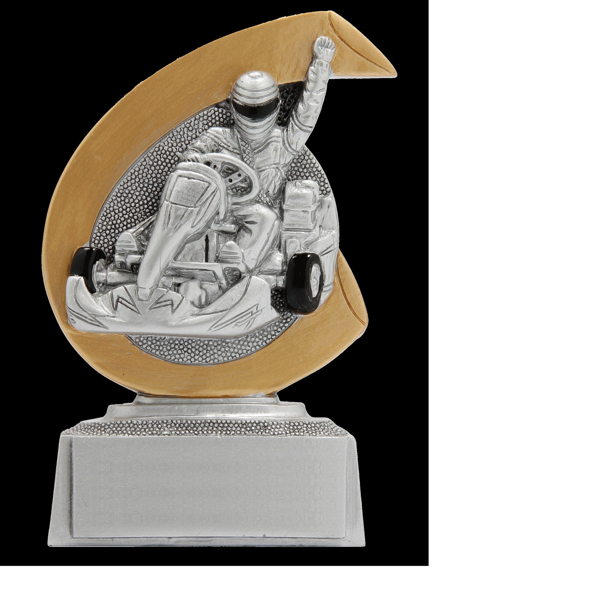 Die Go-Kart ist eine Resina-Trophäe mit geschwungenem, halbmondförmigem Hintergrund, auf dem ein Go-Kart-Fahrer in seinem Kart dargestellt ist. Die Trophäe steht auf einem silbernen rechteckigen Sockel und eignet sich perfekt für Kart-Turniere, Vereinsmei